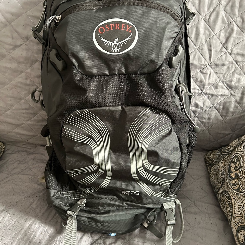OSPREY Black and Gray Men's Backpack